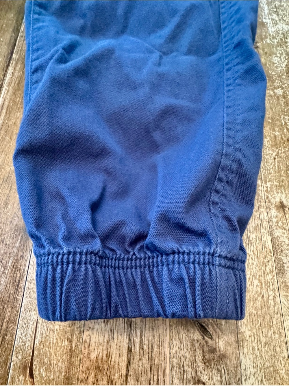 GAP Brand Men's Navy Jogger Style Pants with Elastic & Drawstring Waist - Picture 4 of 10
